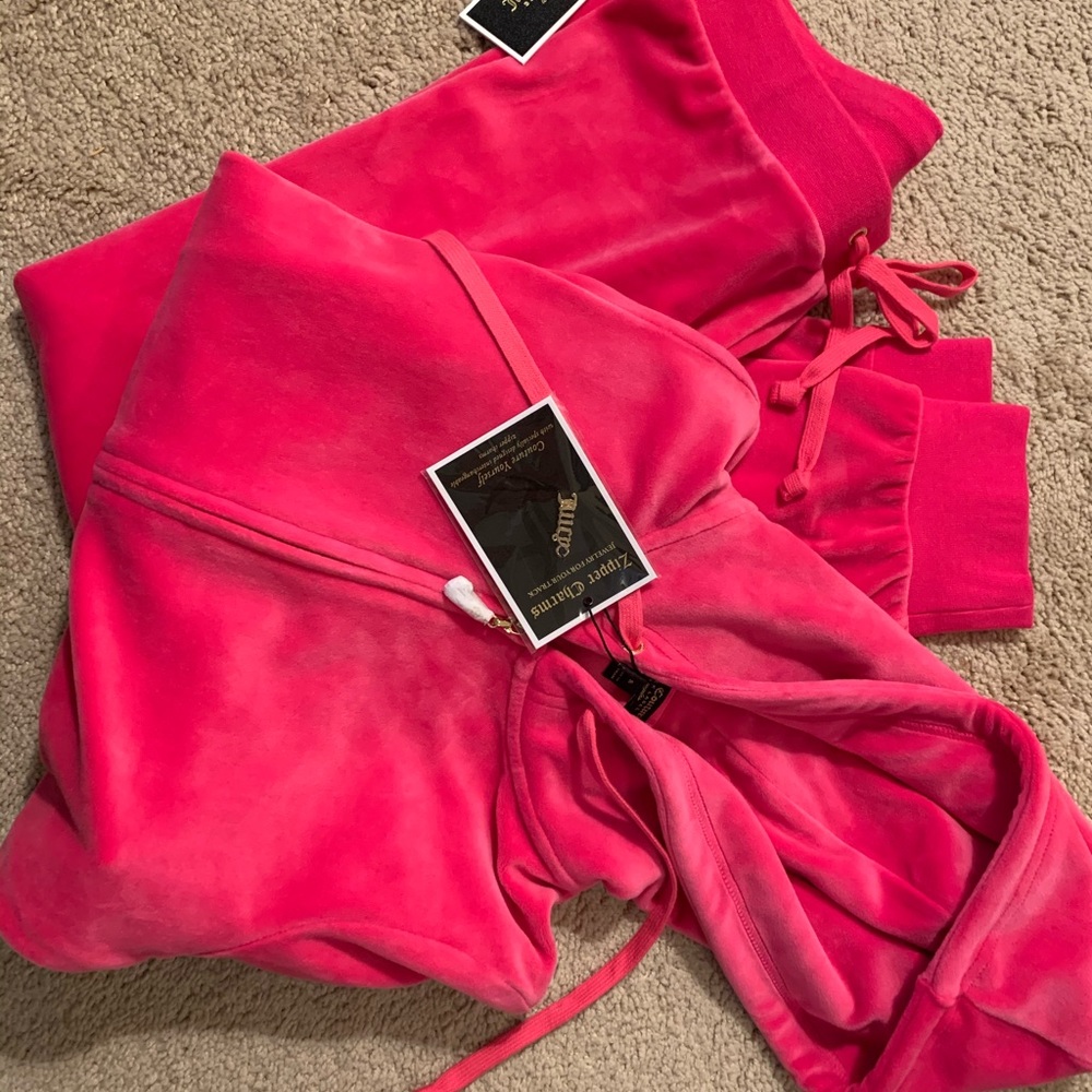 Velour Juicy Couture Sweatpants Set